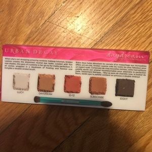 Urban decay eyeshadow palette